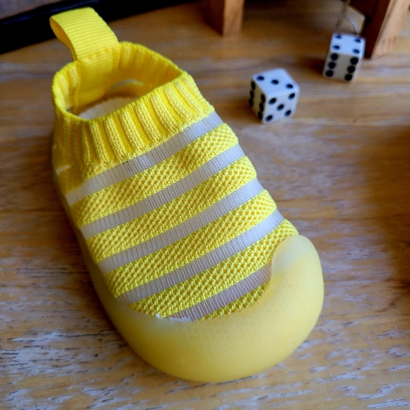 Xiaoliubao Toddler Breathable Mesh Sneakers - Picture 3 of 8